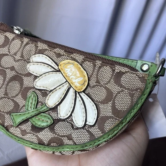 NWT Vtg COACH Green Brown Daisy Flower Fruit Slice Leather Coin Purse Keychain - Picture 5 of 5
